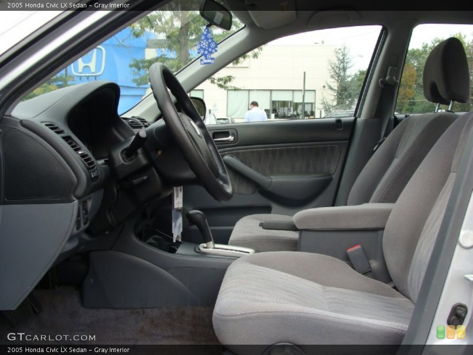 Gray Interior Photo for the 2005 Honda Civic LX Sedan #54692341