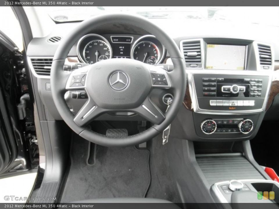 Black Interior Gauges for the 2012 Mercedes-Benz ML 350 4Matic #54692496