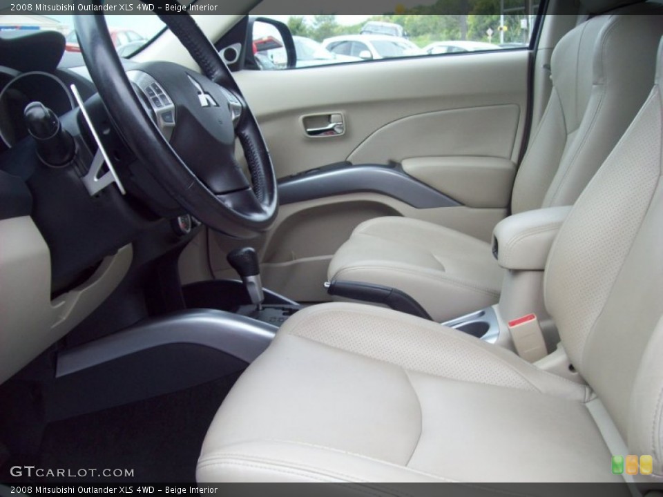 Beige Interior Photo for the 2008 Mitsubishi Outlander XLS 4WD #54702448