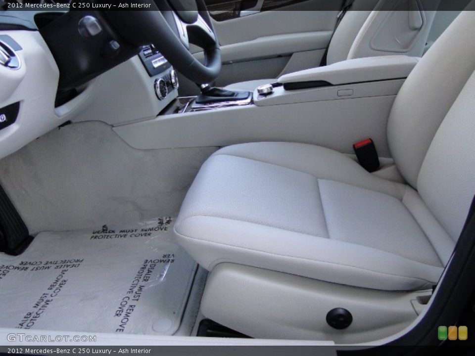 Ash Interior Photo for the 2012 Mercedes-Benz C 250 Luxury #54705250