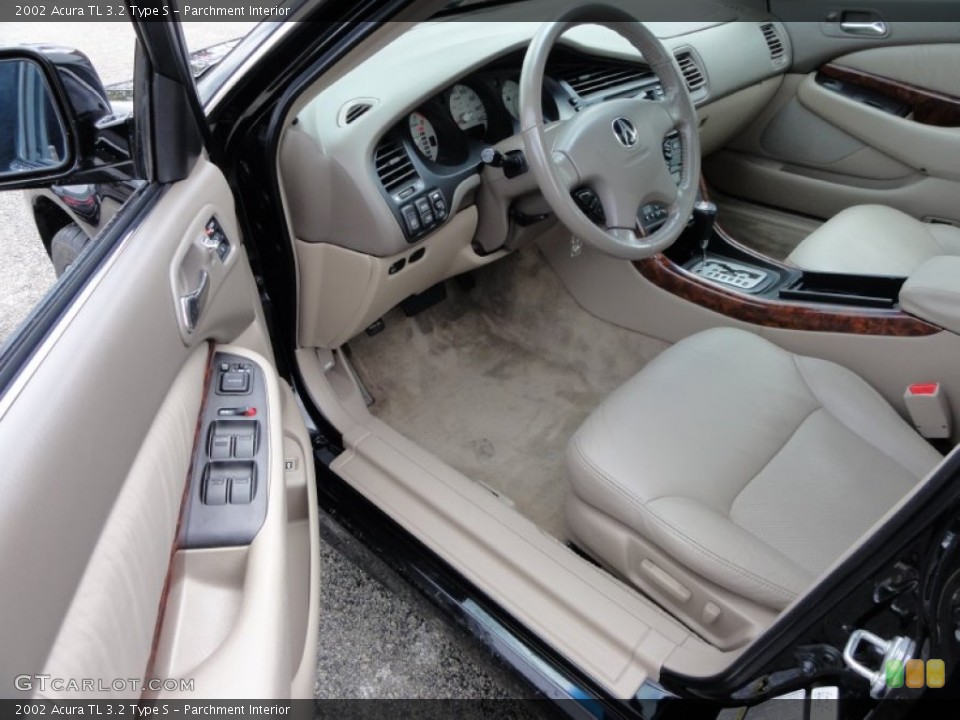 Parchment Interior Photo for the 2002 Acura TL 3.2 Type S #54714240