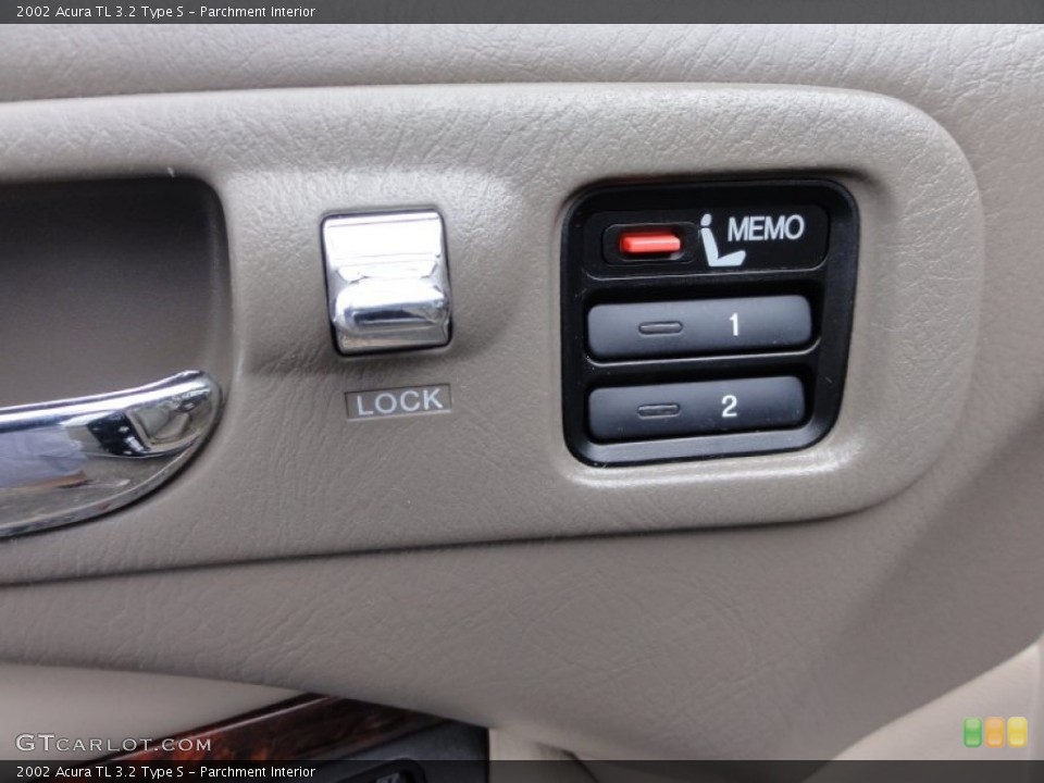 Parchment Interior Controls for the 2002 Acura TL 3.2 Type S #54714267