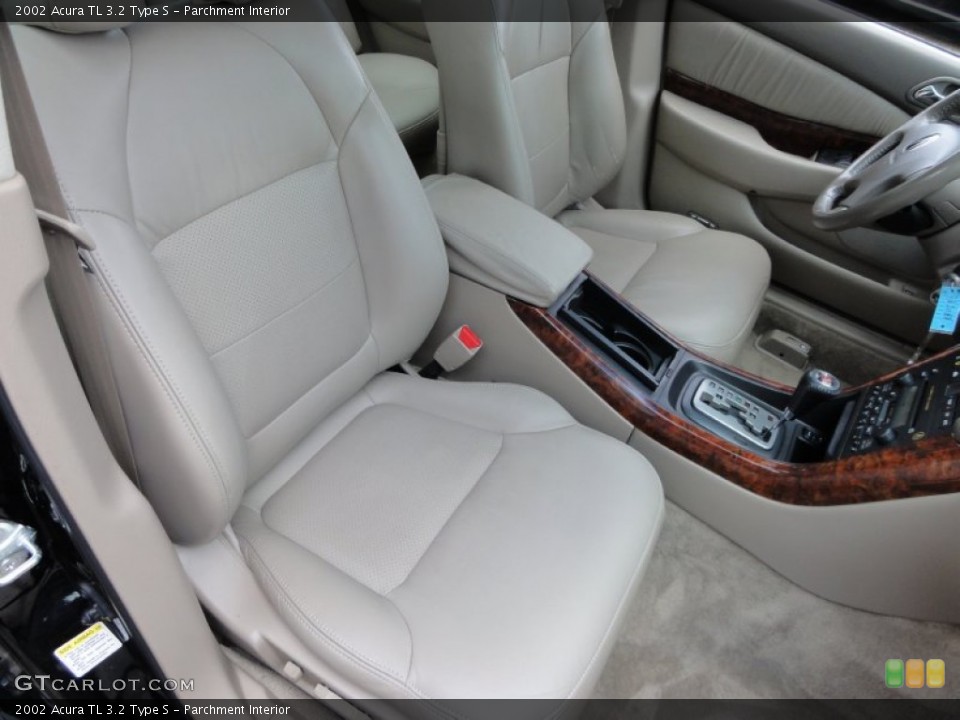 Parchment Interior Photo for the 2002 Acura TL 3.2 Type S #54714328