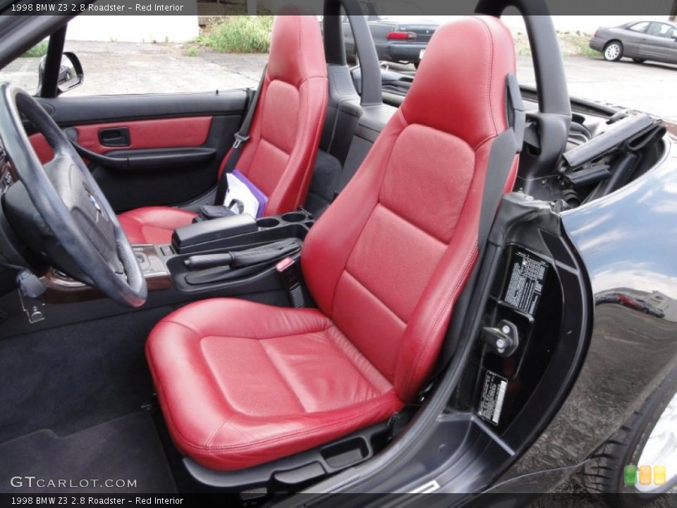 Red Interior Photo for the 1998 BMW Z3 2.8 Roadster #54715726