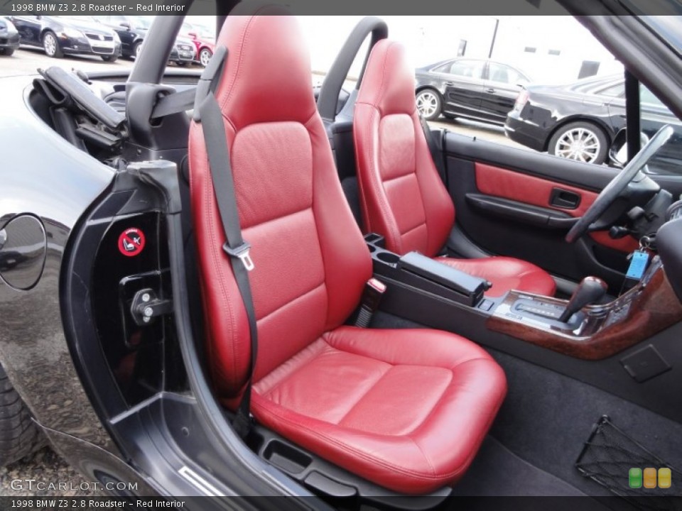 Red Interior Photo for the 1998 BMW Z3 2.8 Roadster #54715762