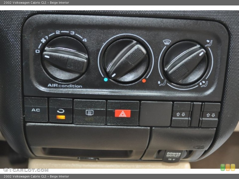 Beige Interior Controls for the 2002 Volkswagen Cabrio GLS #54719890