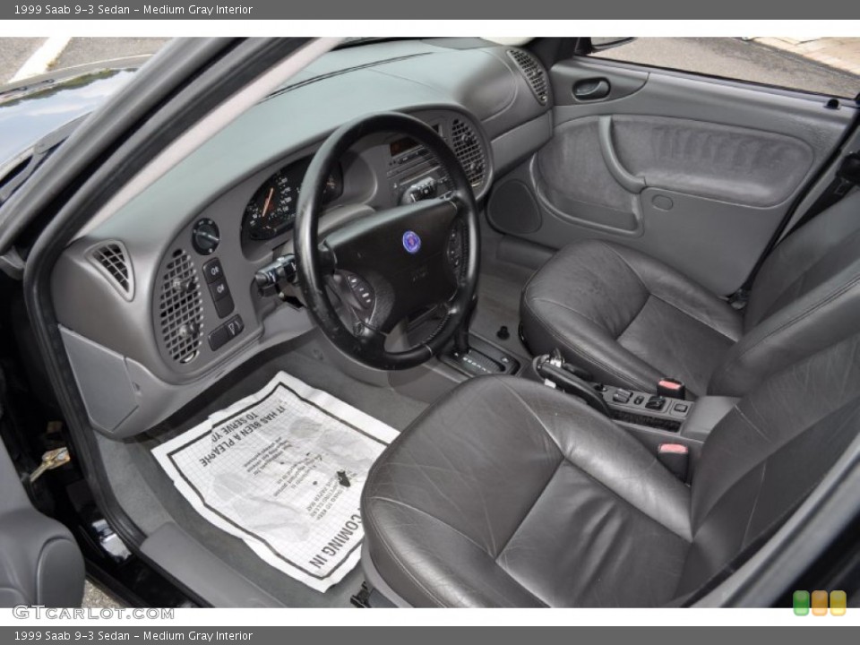Medium Gray Interior Photo for the 1999 Saab 9-3 Sedan #54722435