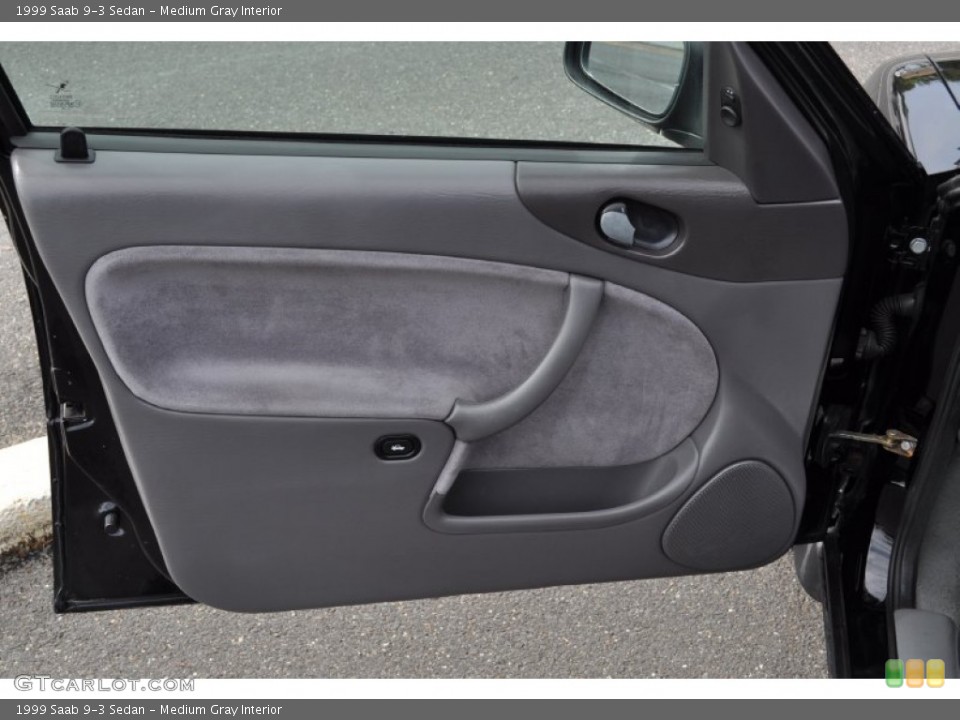 Medium Gray Interior Door Panel for the 1999 Saab 9-3 Sedan #54722556