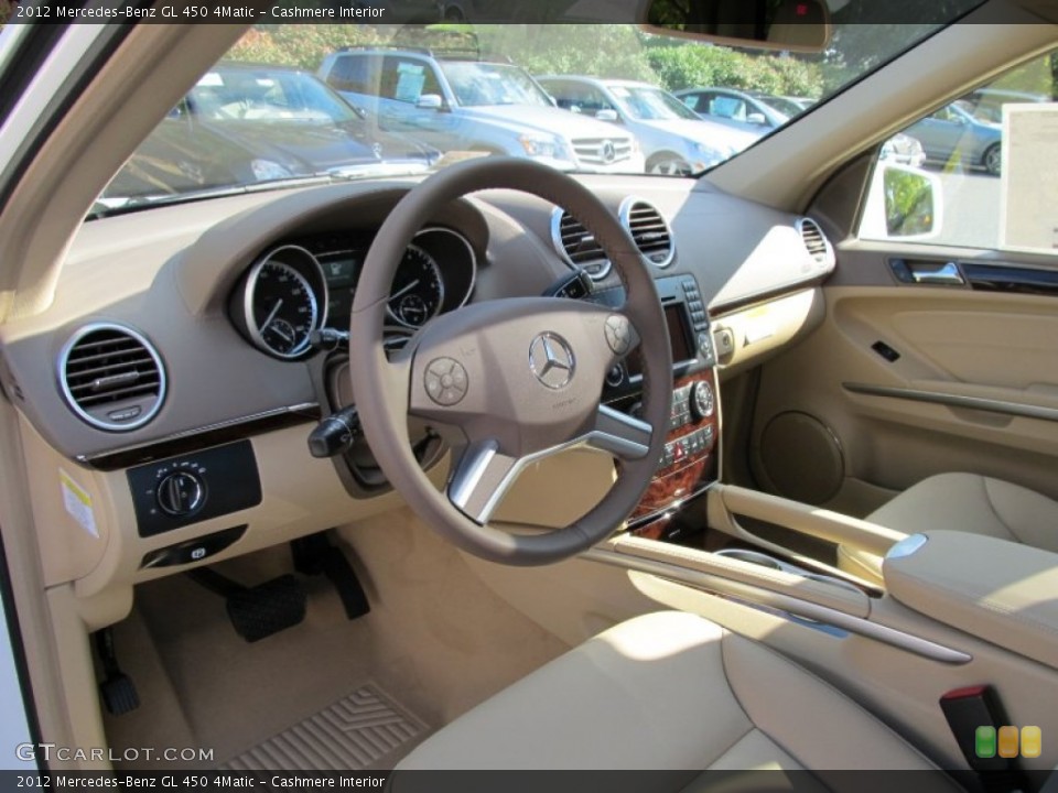 Cashmere Interior Photo for the 2012 Mercedes-Benz GL 450 4Matic #54723451