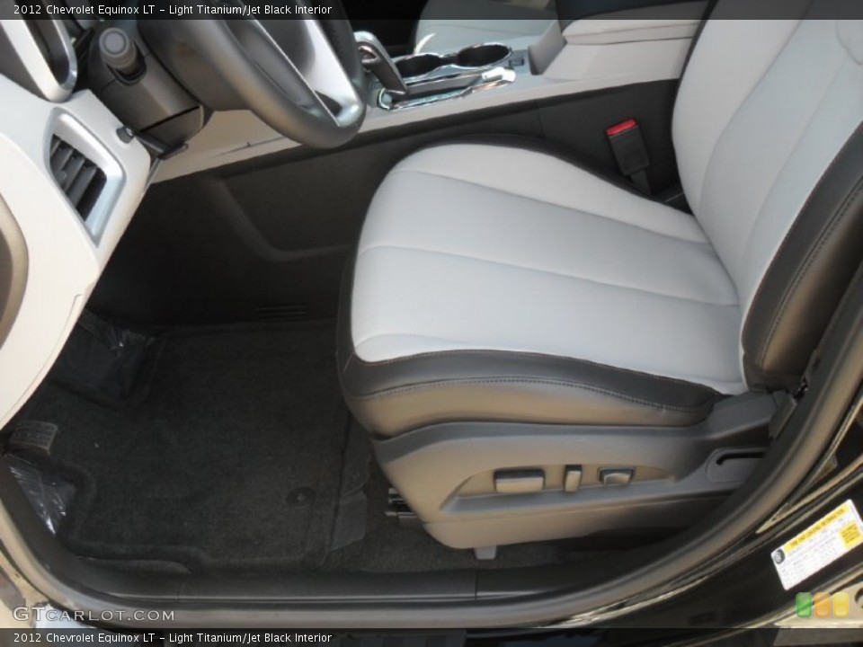 Light Titanium/Jet Black Interior Photo for the 2012 Chevrolet Equinox LT #54729409