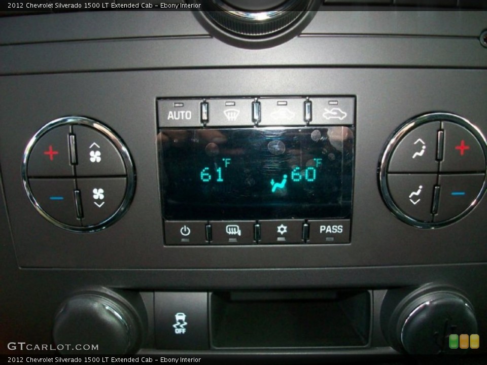 Ebony Interior Controls for the 2012 Chevrolet Silverado 1500 LT Extended Cab #54731708