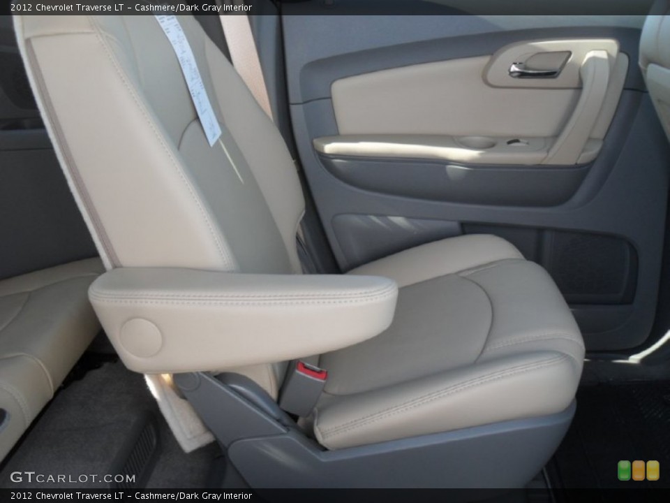 Cashmere/Dark Gray Interior Photo for the 2012 Chevrolet Traverse LT #54732329