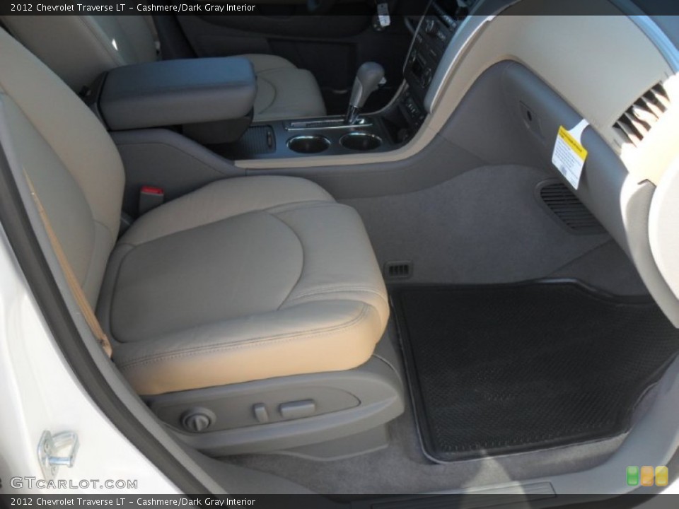 Cashmere/Dark Gray Interior Photo for the 2012 Chevrolet Traverse LT #54732335