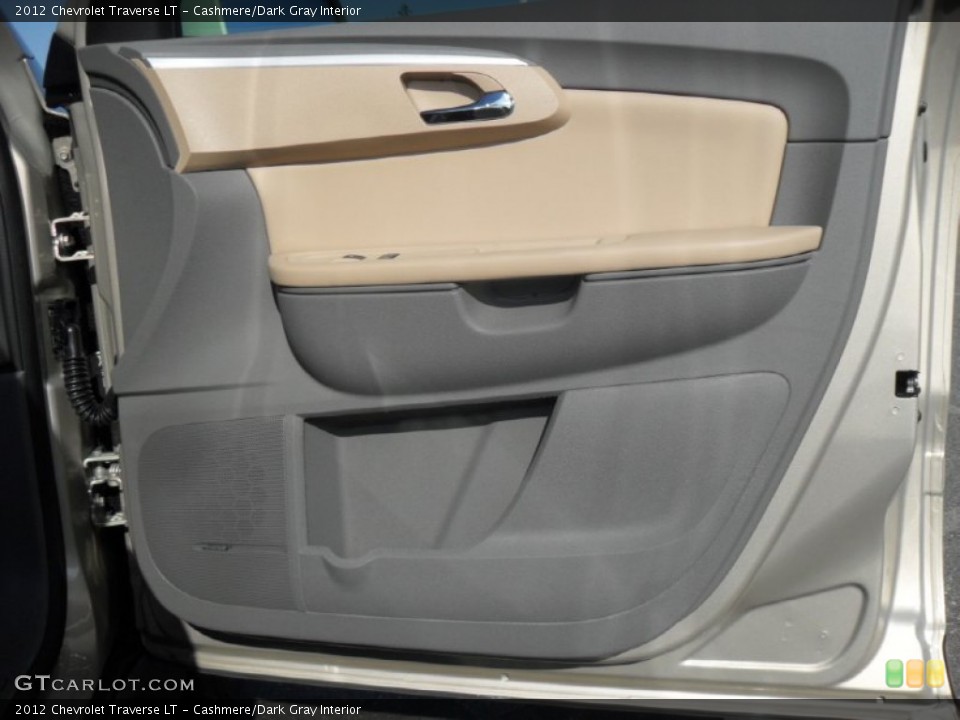 Cashmere/Dark Gray Interior Door Panel for the 2012 Chevrolet Traverse LT #54733097