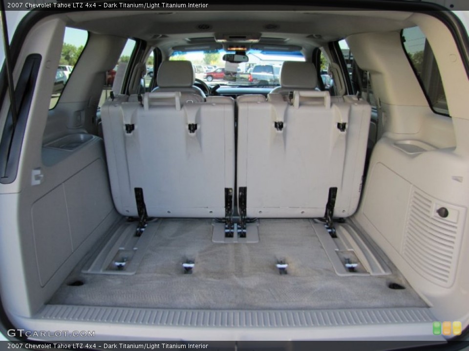 Dark Titanium/Light Titanium Interior Trunk for the 2007 Chevrolet Tahoe LTZ 4x4 #54737612