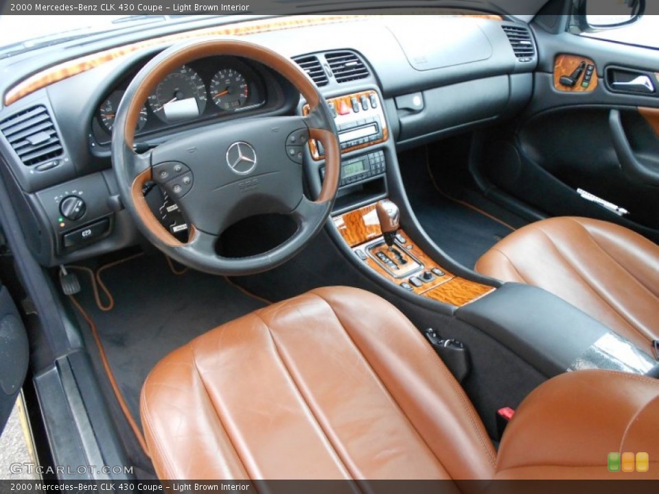 Light Brown Interior Photo for the 2000 Mercedes-Benz CLK 430 Coupe #54739104