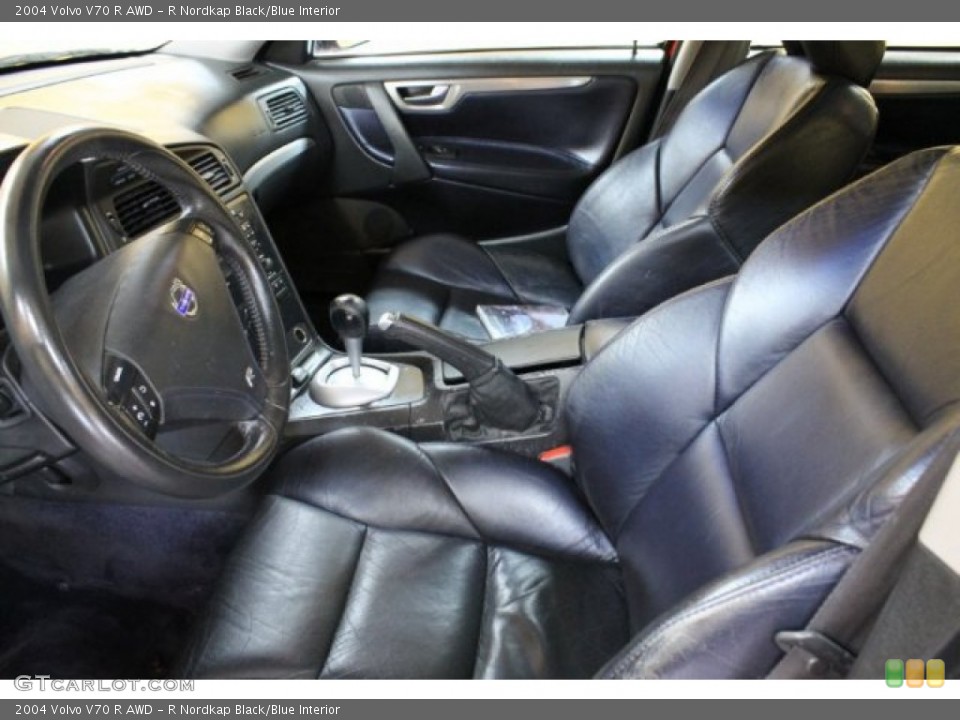 R Nordkap Black/Blue Interior Photo for the 2004 Volvo V70 R AWD #54743346