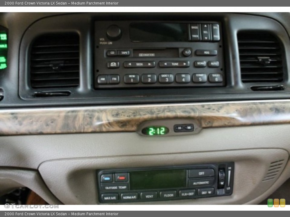 Medium Parchment Interior Controls for the 2000 Ford Crown Victoria LX Sedan #54744458