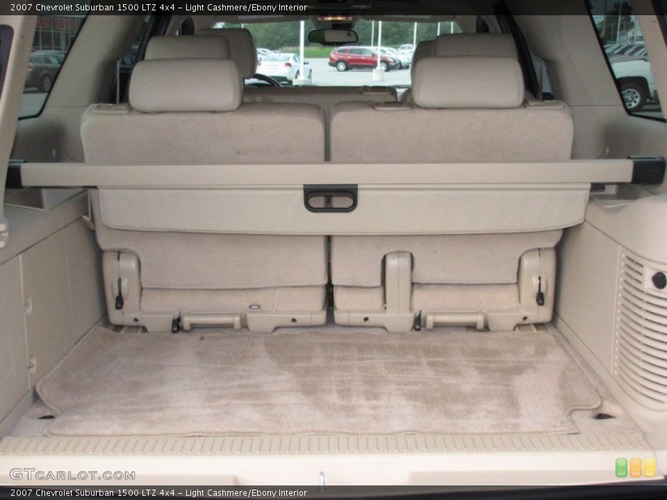Light Cashmere/Ebony Interior Trunk for the 2007 Chevrolet Suburban 1500 LTZ 4x4 #54747705