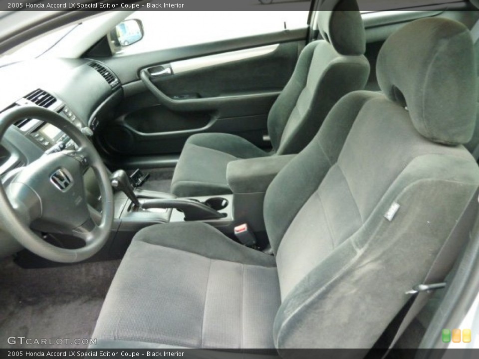 Black Interior Photo for the 2005 Honda Accord LX Special Edition Coupe #54761787