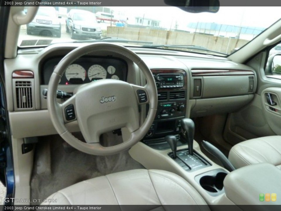 Taupe Interior Photo for the 2003 Jeep Grand Cherokee Limited 4x4 #54762297