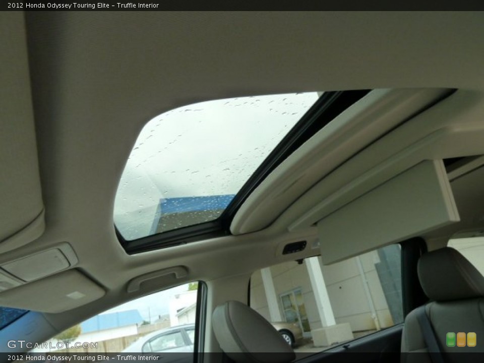 Truffle Interior Sunroof for the 2012 Honda Odyssey Touring Elite #54763016
