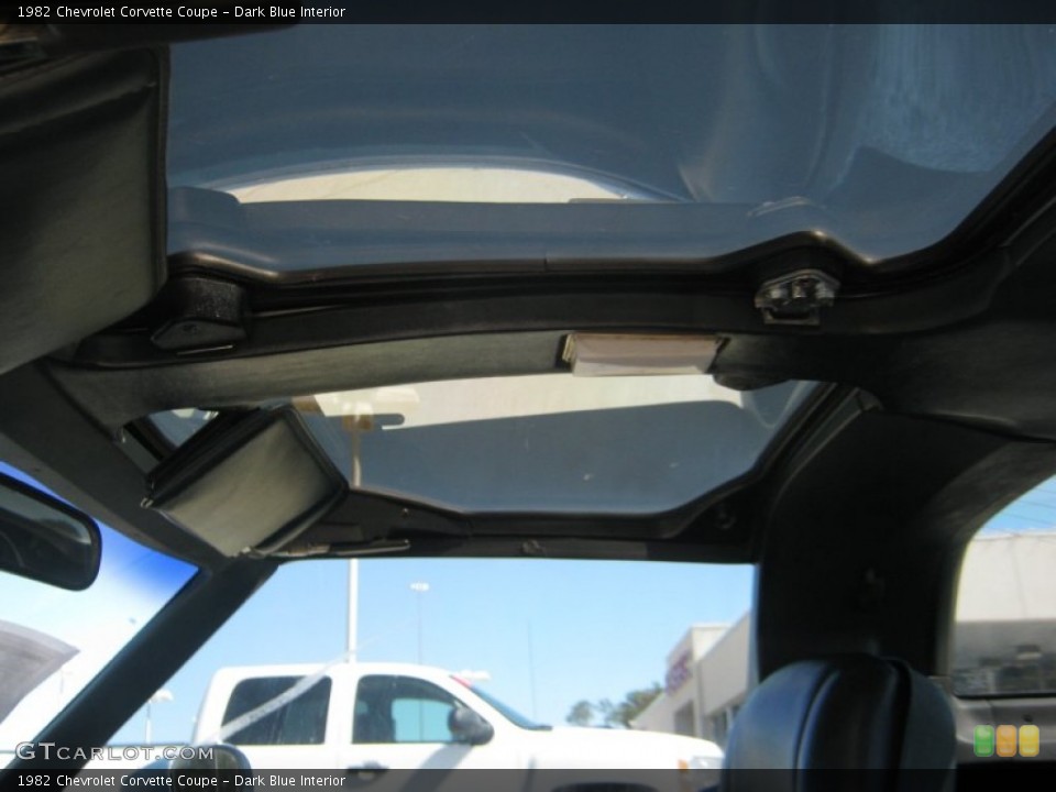 Dark Blue Interior Sunroof for the 1982 Chevrolet Corvette Coupe #54763059