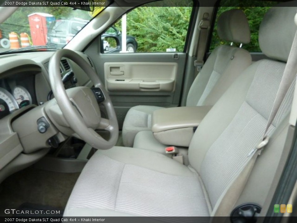 Khaki Interior Photo for the 2007 Dodge Dakota SLT Quad Cab 4x4 #54764623