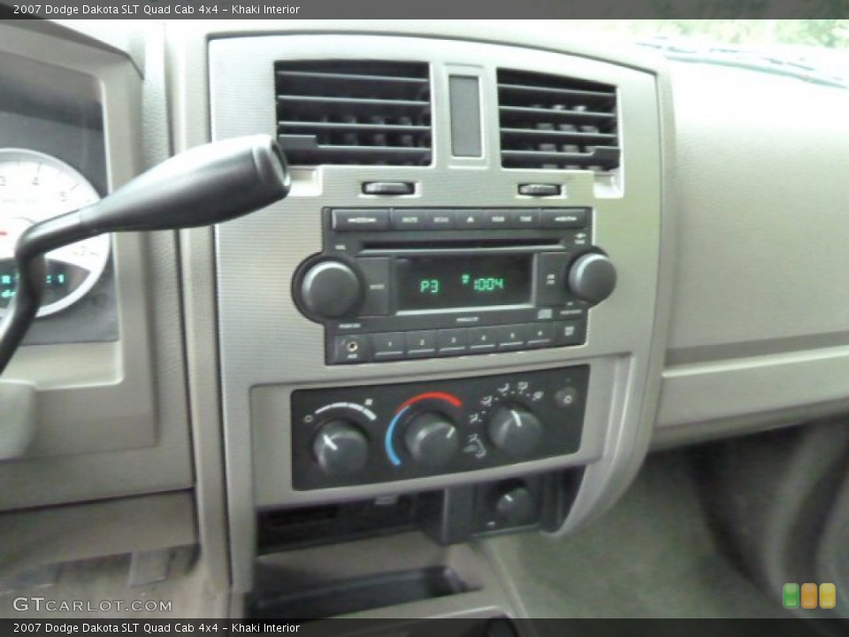 Khaki Interior Controls for the 2007 Dodge Dakota SLT Quad Cab 4x4 #54764667