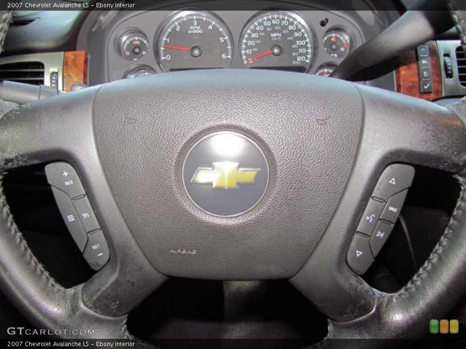 Ebony Interior Controls for the 2007 Chevrolet Avalanche LS #54766110