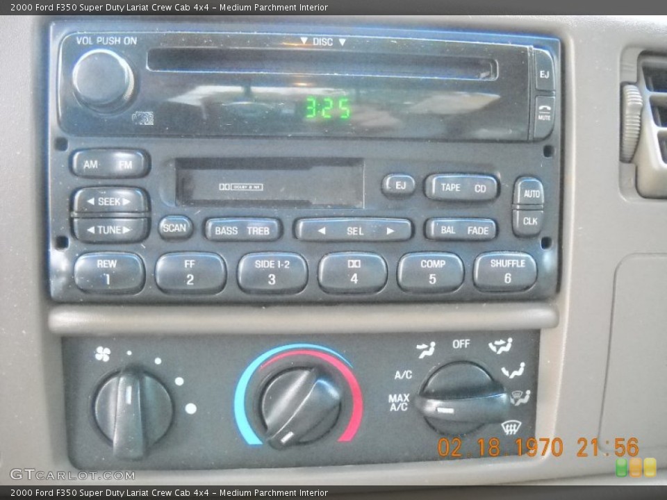 Medium Parchment Interior Audio System for the 2000 Ford F350 Super Duty Lariat Crew Cab 4x4 #54789006