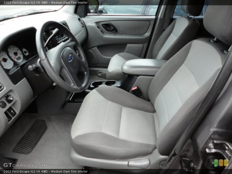 Medium Dark Flint Interior Photo for the 2003 Ford Escape XLS V6 4WD #54790980