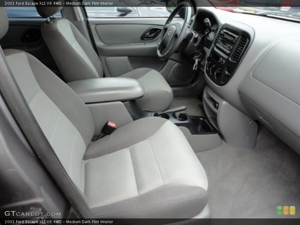 Medium Dark Flint Interior Photo for the 2003 Ford Escape XLS V6 4WD #54790995