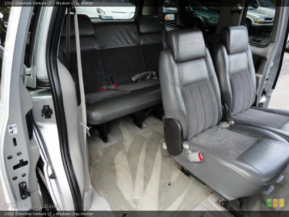 Medium Gray Interior Photo for the 2002 Chevrolet Venture LT #54791085