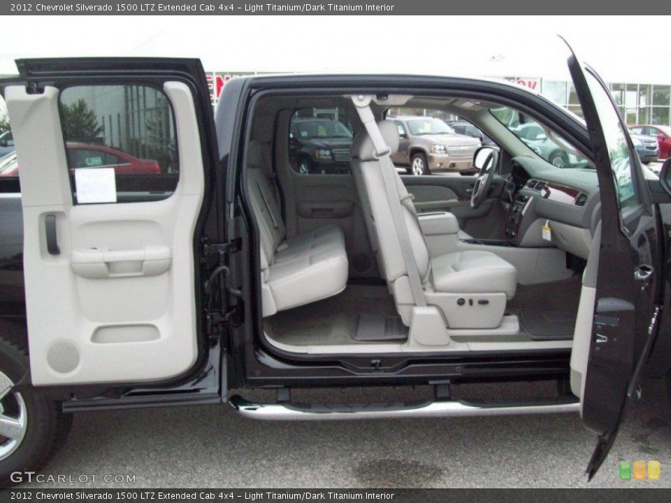Light Titanium/Dark Titanium Interior Photo for the 2012 Chevrolet Silverado 1500 LTZ Extended Cab 4x4 #54795058