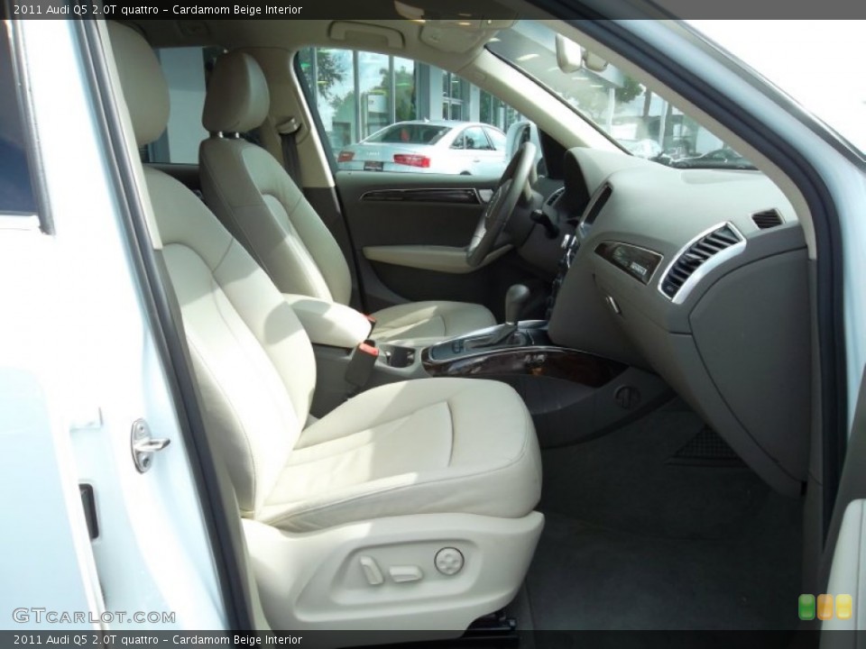 Cardamom Beige Interior Photo for the 2011 Audi Q5 2.0T quattro #54796882