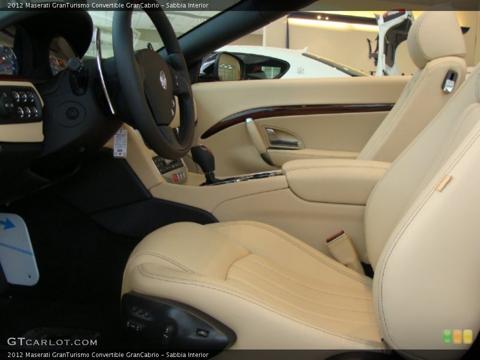 Sabbia Interior Photo for the 2012 Maserati GranTurismo Convertible GranCabrio #54801589