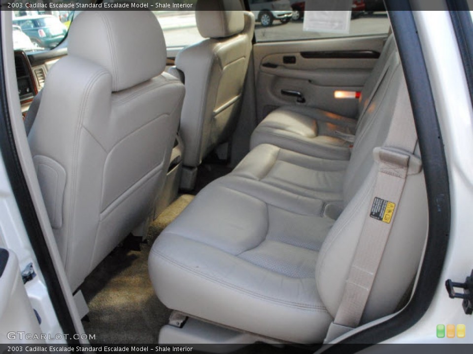 Shale Interior Photo for the 2003 Cadillac Escalade  #54801633