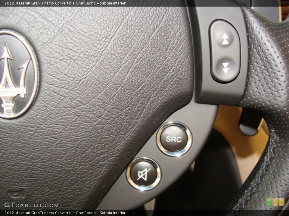 Sabbia Interior Controls for the 2012 Maserati GranTurismo Convertible GranCabrio #54801685