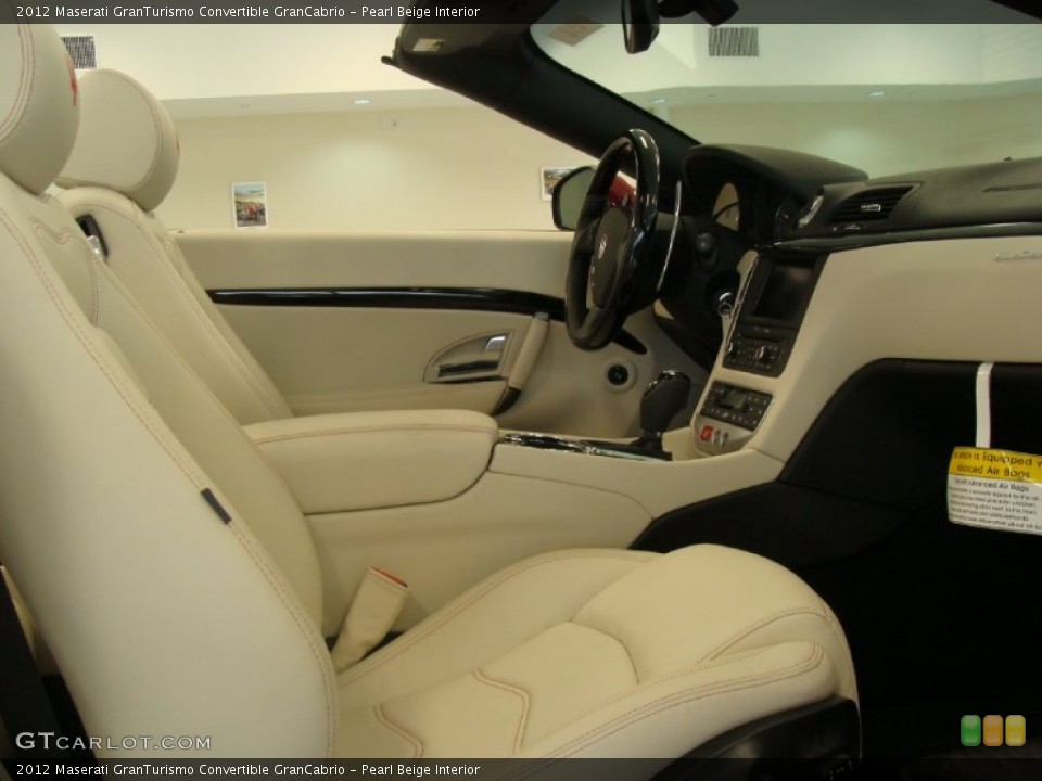 Pearl Beige Interior Photo for the 2012 Maserati GranTurismo Convertible GranCabrio #54801835