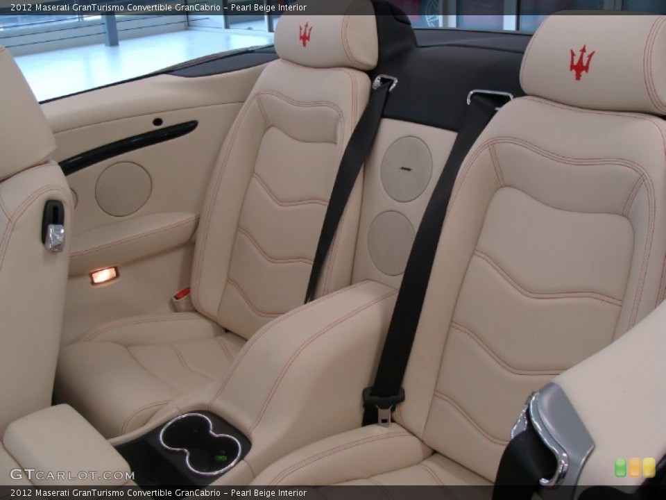 Pearl Beige Interior Photo for the 2012 Maserati GranTurismo Convertible GranCabrio #54801867