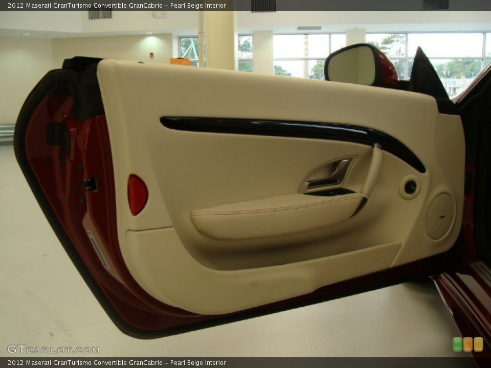 Pearl Beige Interior Door Panel for the 2012 Maserati GranTurismo Convertible GranCabrio #54801885