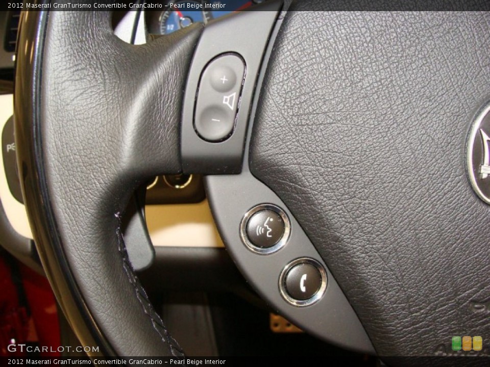 Pearl Beige Interior Controls for the 2012 Maserati GranTurismo Convertible GranCabrio #54801958