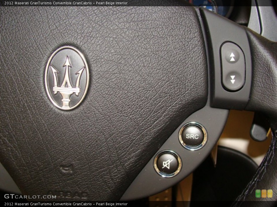 Pearl Beige Interior Controls for the 2012 Maserati GranTurismo Convertible GranCabrio #54801966