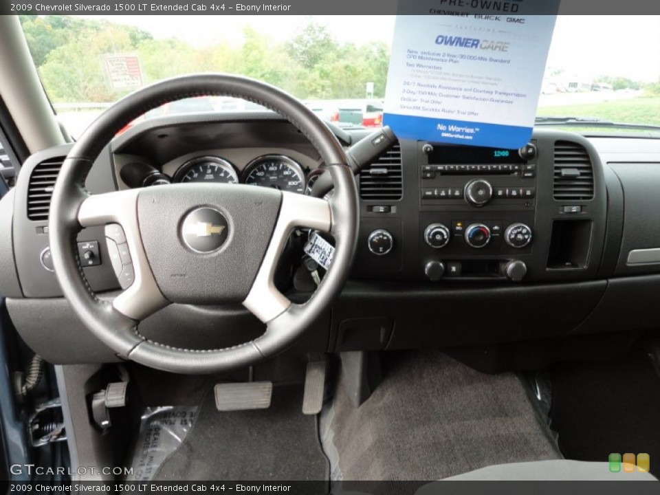 Ebony Interior Dashboard for the 2009 Chevrolet Silverado 1500 LT Extended Cab 4x4 #54805283