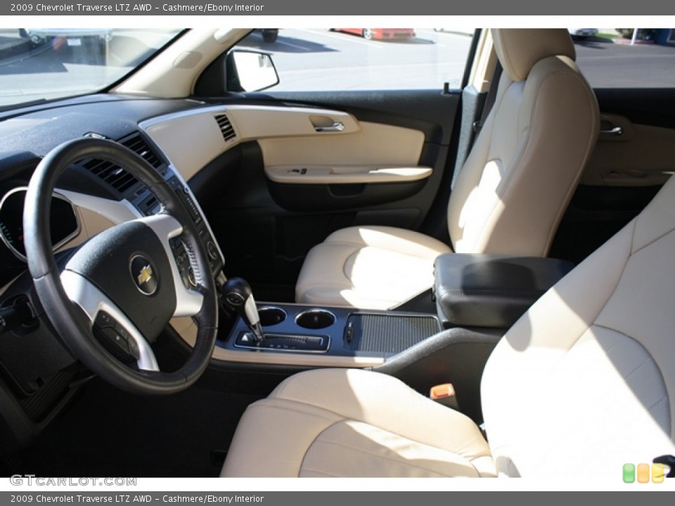 Cashmere/Ebony Interior Photo for the 2009 Chevrolet Traverse LTZ AWD #54805825