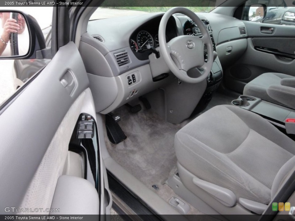 Stone Interior Photo for the 2005 Toyota Sienna LE AWD #54809860