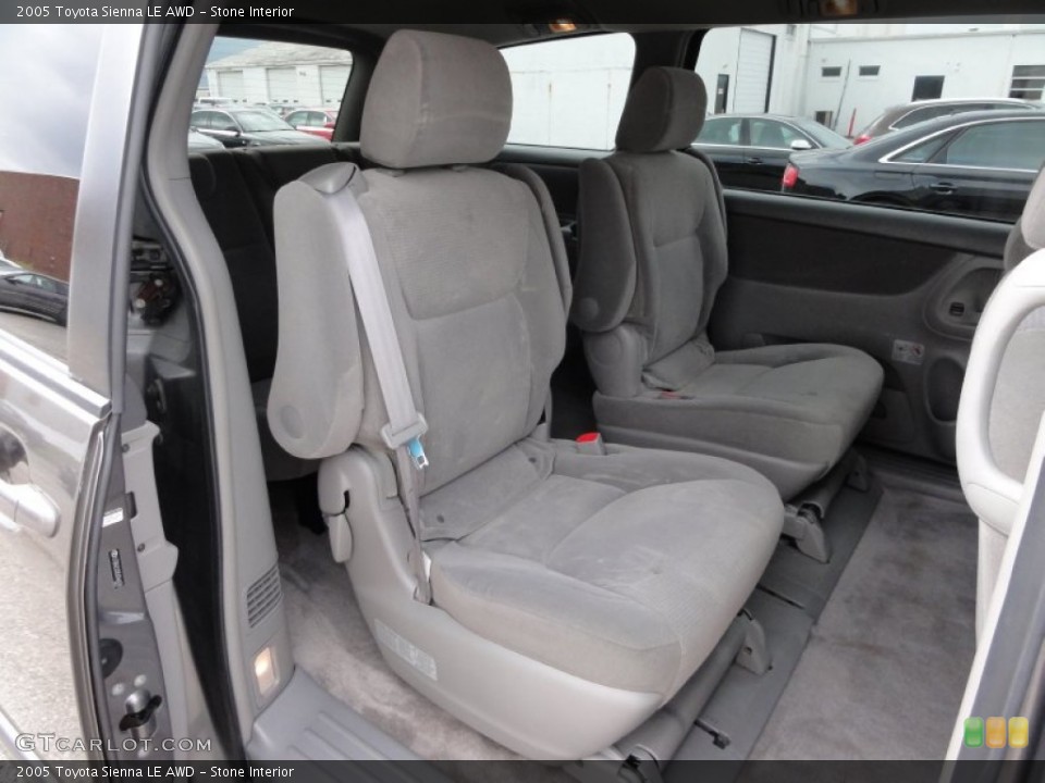 Stone Interior Photo for the 2005 Toyota Sienna LE AWD #54809950