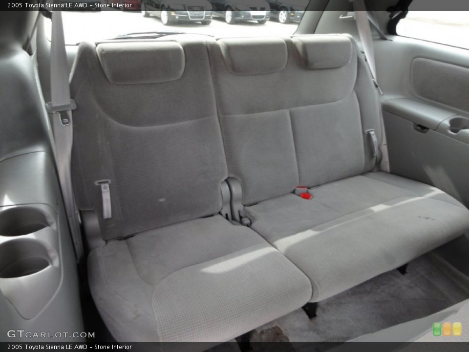 Stone Interior Photo for the 2005 Toyota Sienna LE AWD #54809959