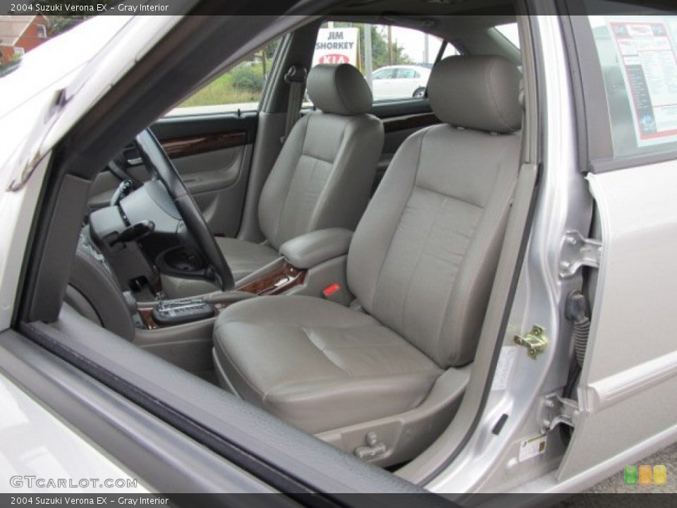 Gray Interior Photo for the 2004 Suzuki Verona EX #54816742